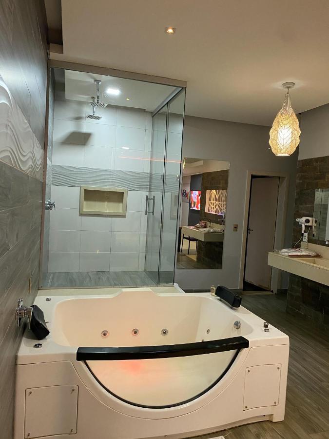 Vênus Prime Motel Rio Verde Extérieur photo